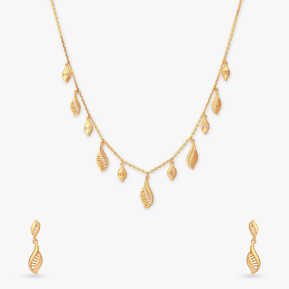 

Flowing Flora Gold Necklace Set