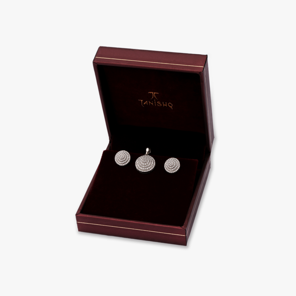 Epitome Of Grace Diamond Pendant With Earrings Set,,hi-res image number null