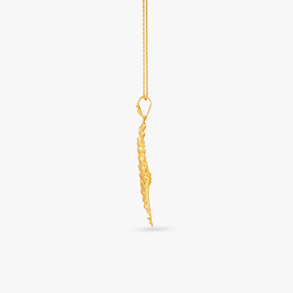 Exquisite Gold Pendant,,hi-res image number null
