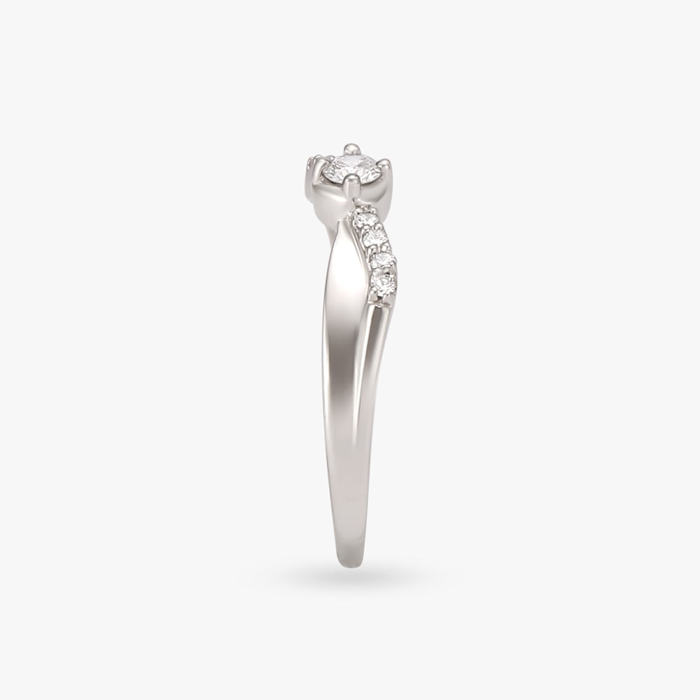 Gracious Diamond Finger Ring,,hi-res image number null