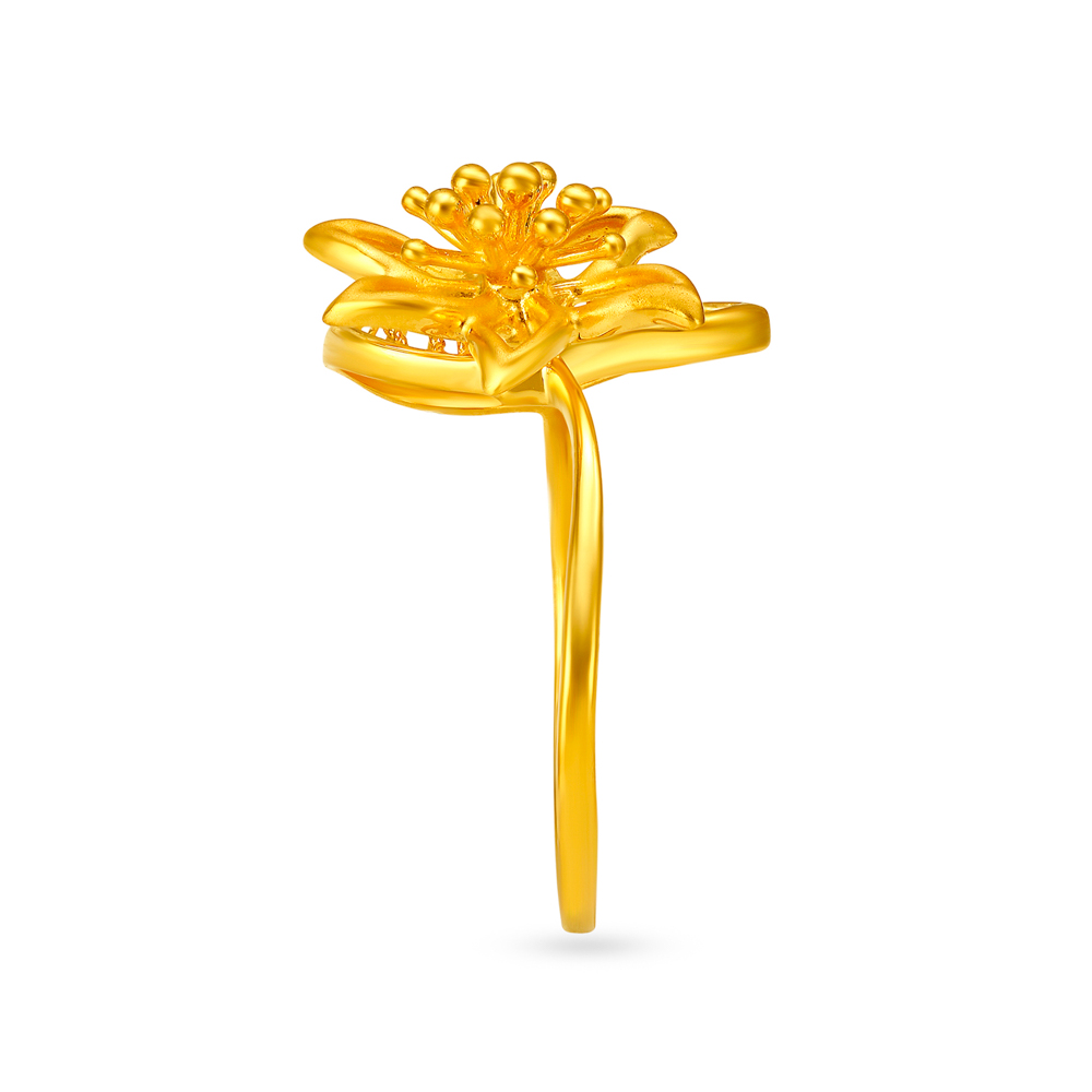Dazzling 22 Karat Yellow Gold Flower Finger Ring,,hi-res image number null
