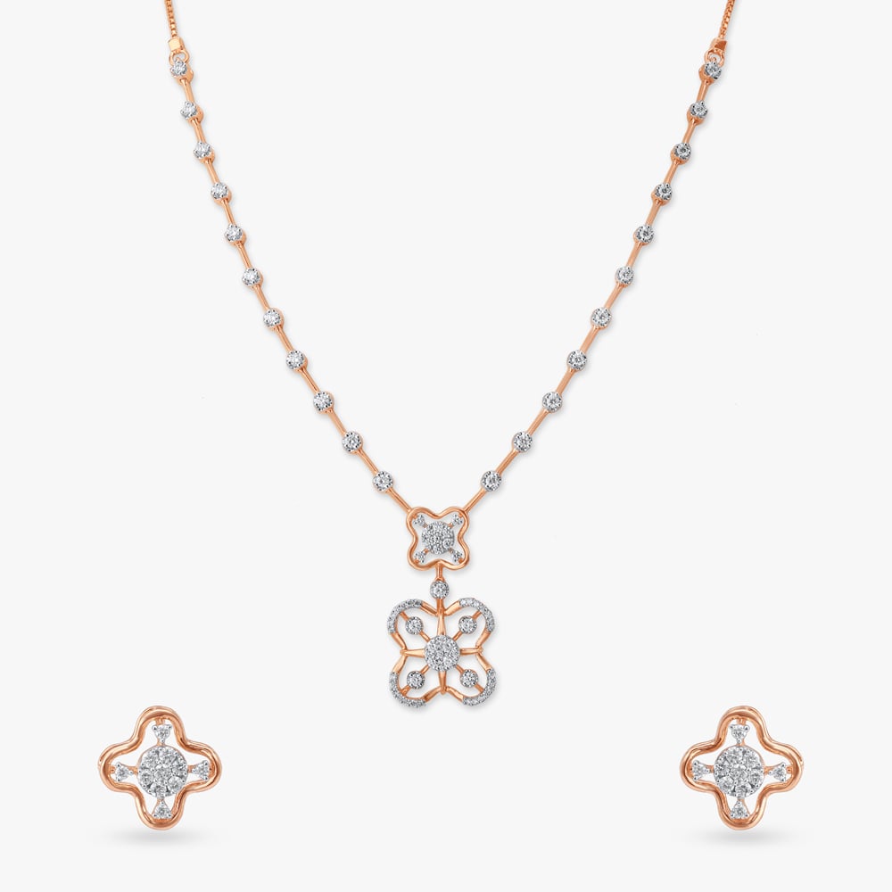 

Dreamy Bloom Diamond Necklace Set