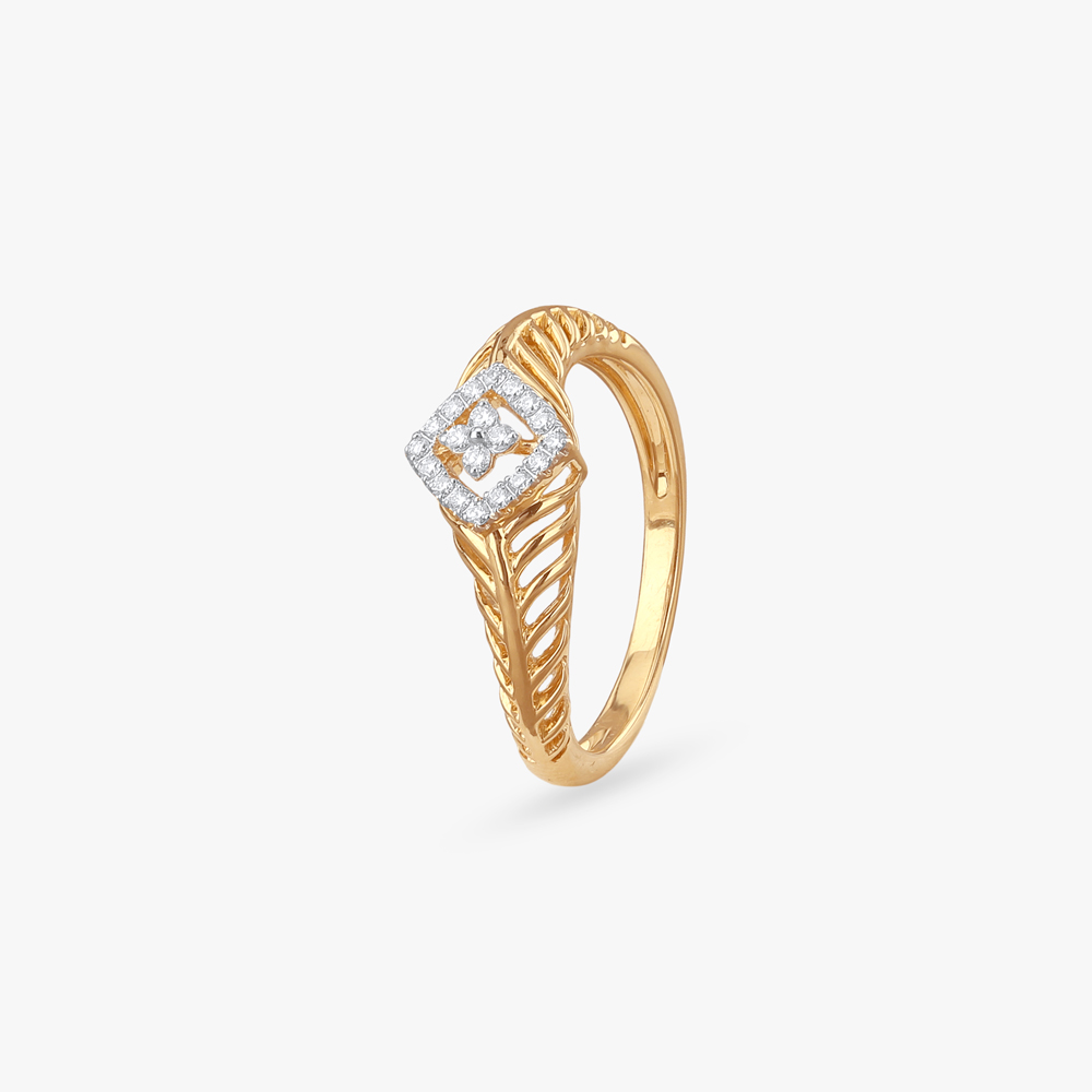

Carved Charm Diamond Ring