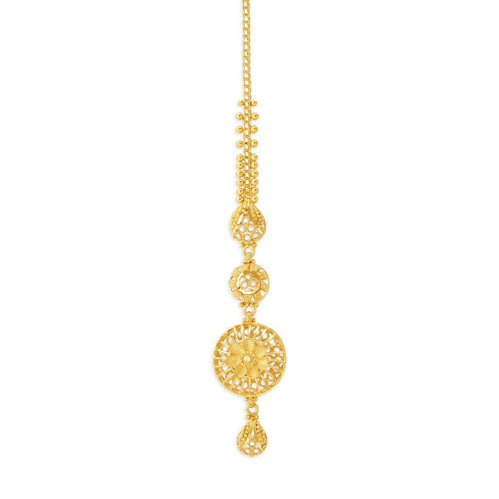 Marvellous Gold Maang Tikka for the Bihari Bride