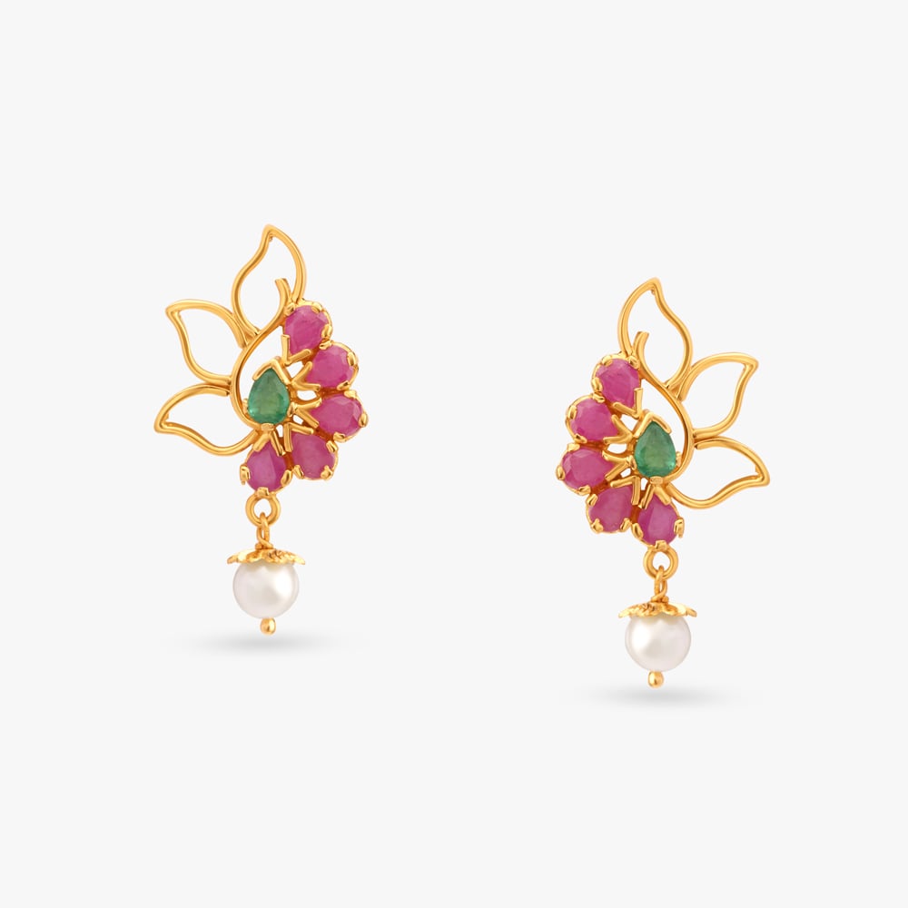 Elegant Gold Pendant with Chain and Earrings Set,,hi-res image number null