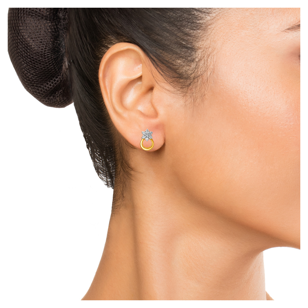 14KT Yellow Gold Diamond Stud Earrings,,hi-res image number null