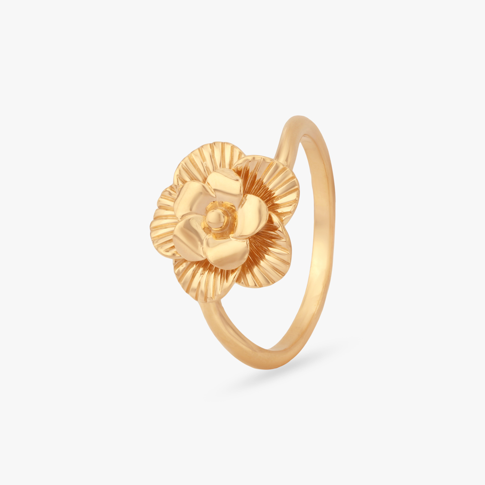 

Petal Layer Gold Ring