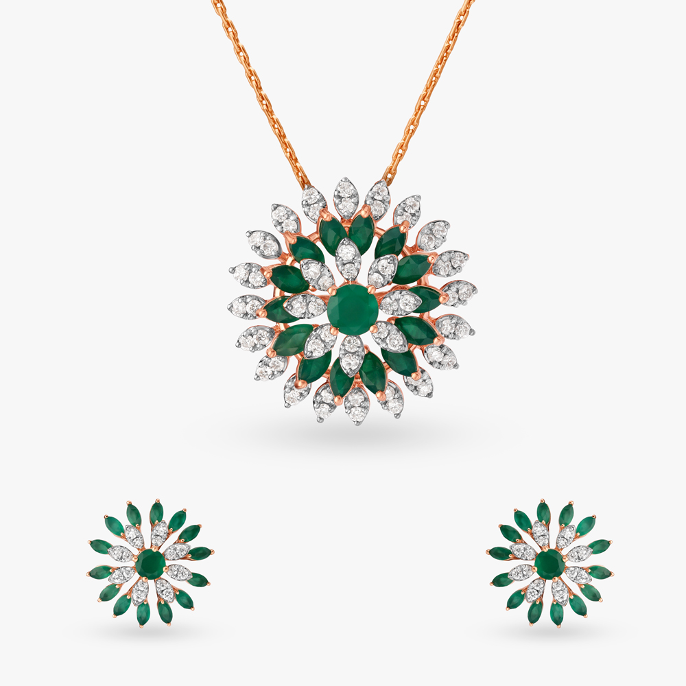 Tanishq emerald pendant on sale