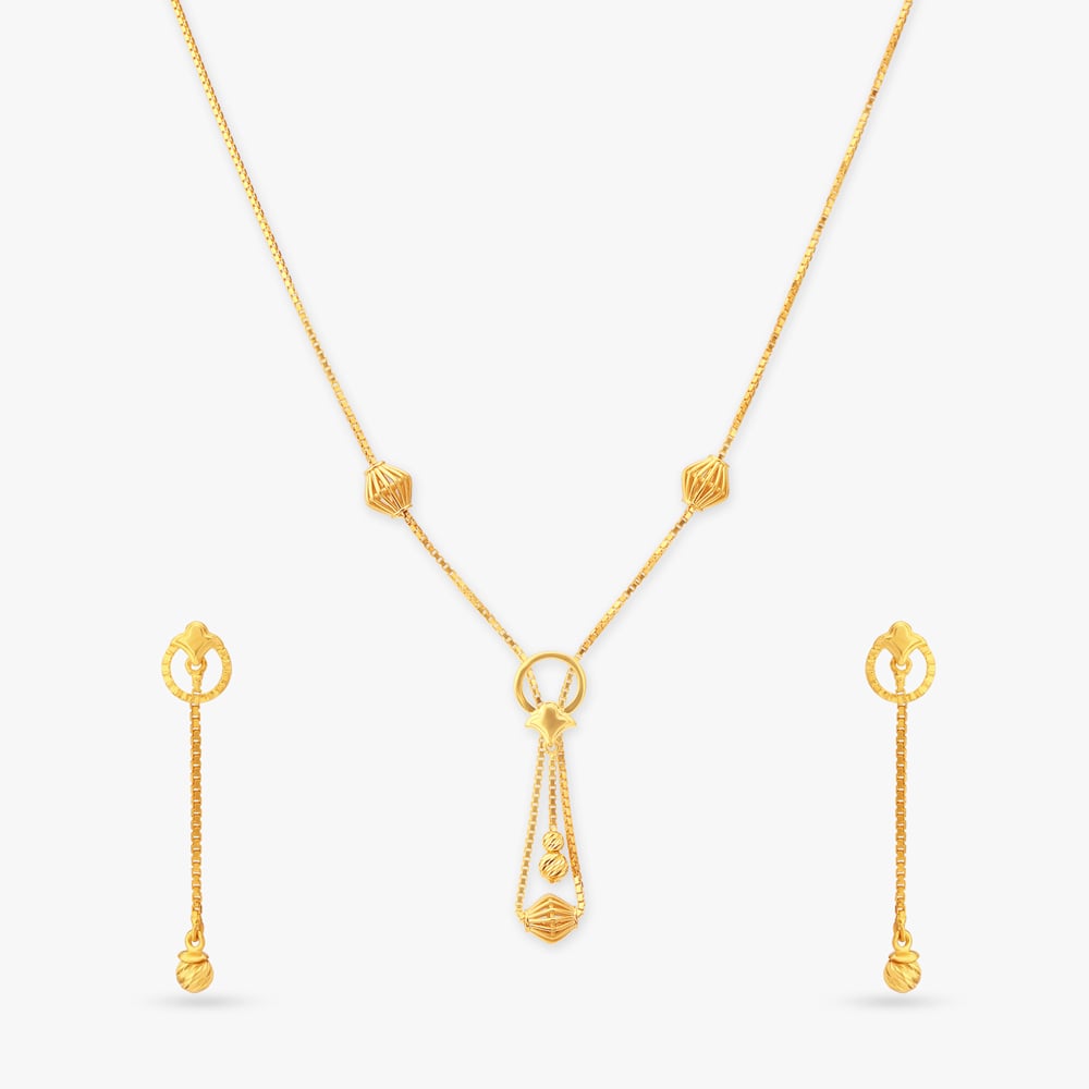 Sleek Dazzling Necklace Set,,hi-res image number null