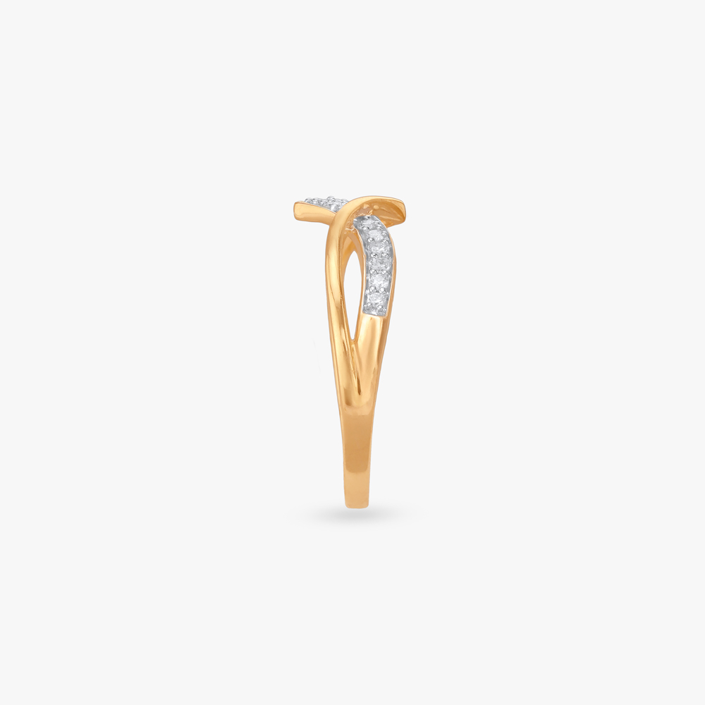 Chic Crest Diamond Finger Ring,,hi-res image number null