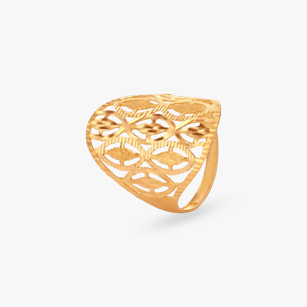 

Majestic Cutwork Gold Ring