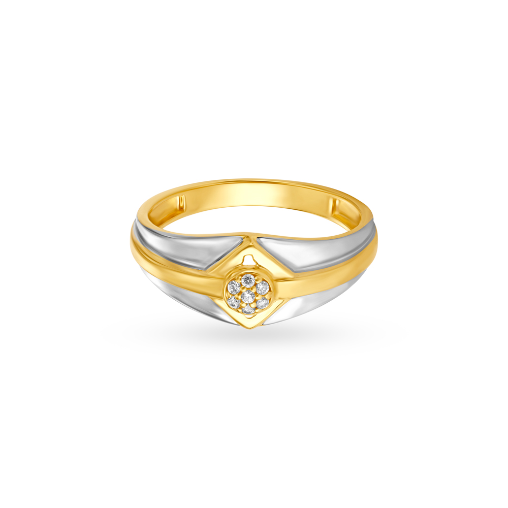 Striking Men's Gold Finger Ring