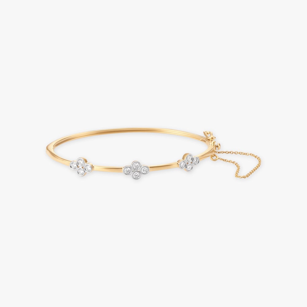 

Stylish Clusters Diamond Bangle