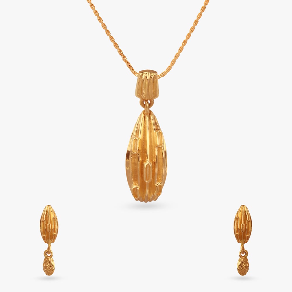 Textured Teardrop Gold Pendant and Earrings Set,,hi-res image number null