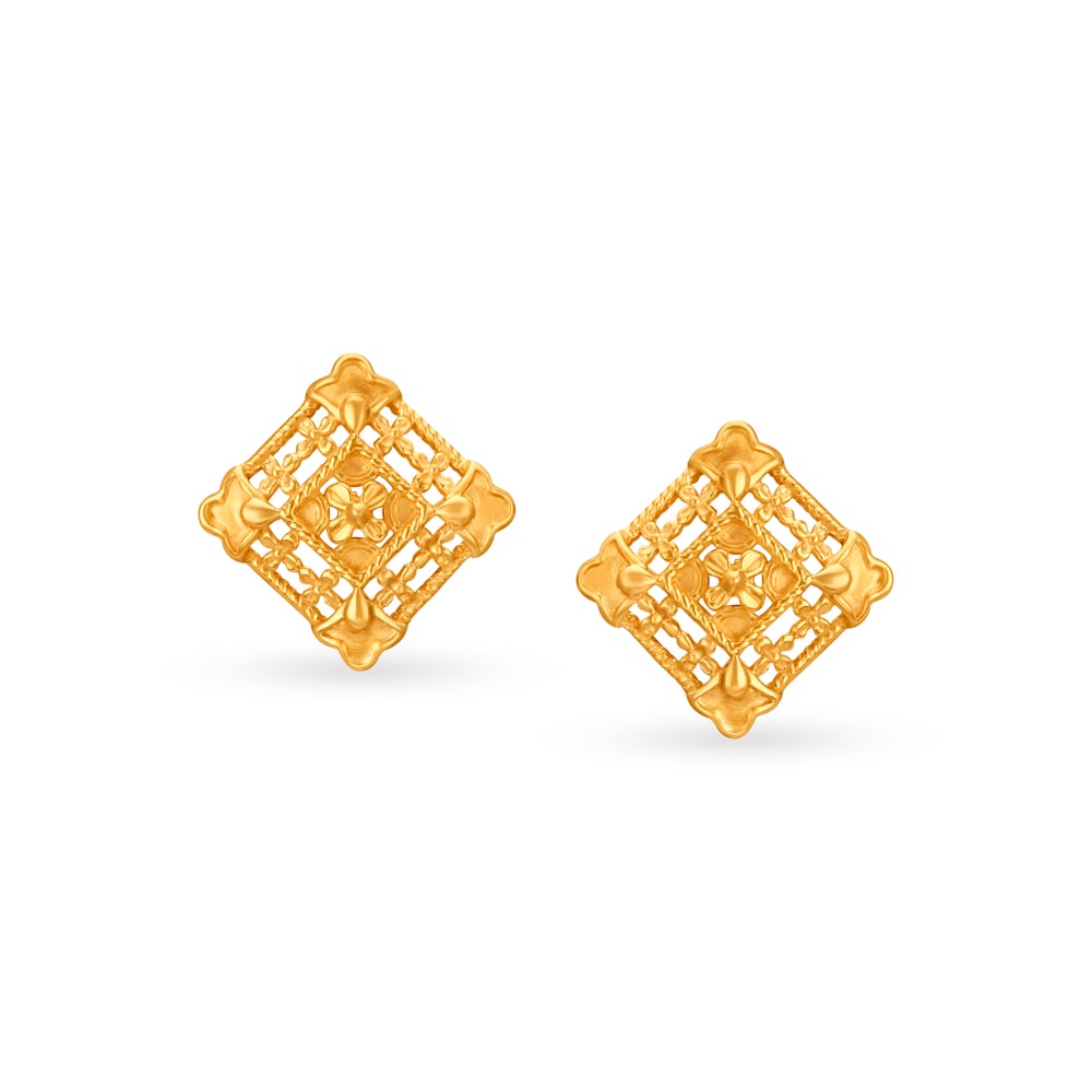 Glamorous 22 Karat Yellow Gold Blooming Stud Earrings