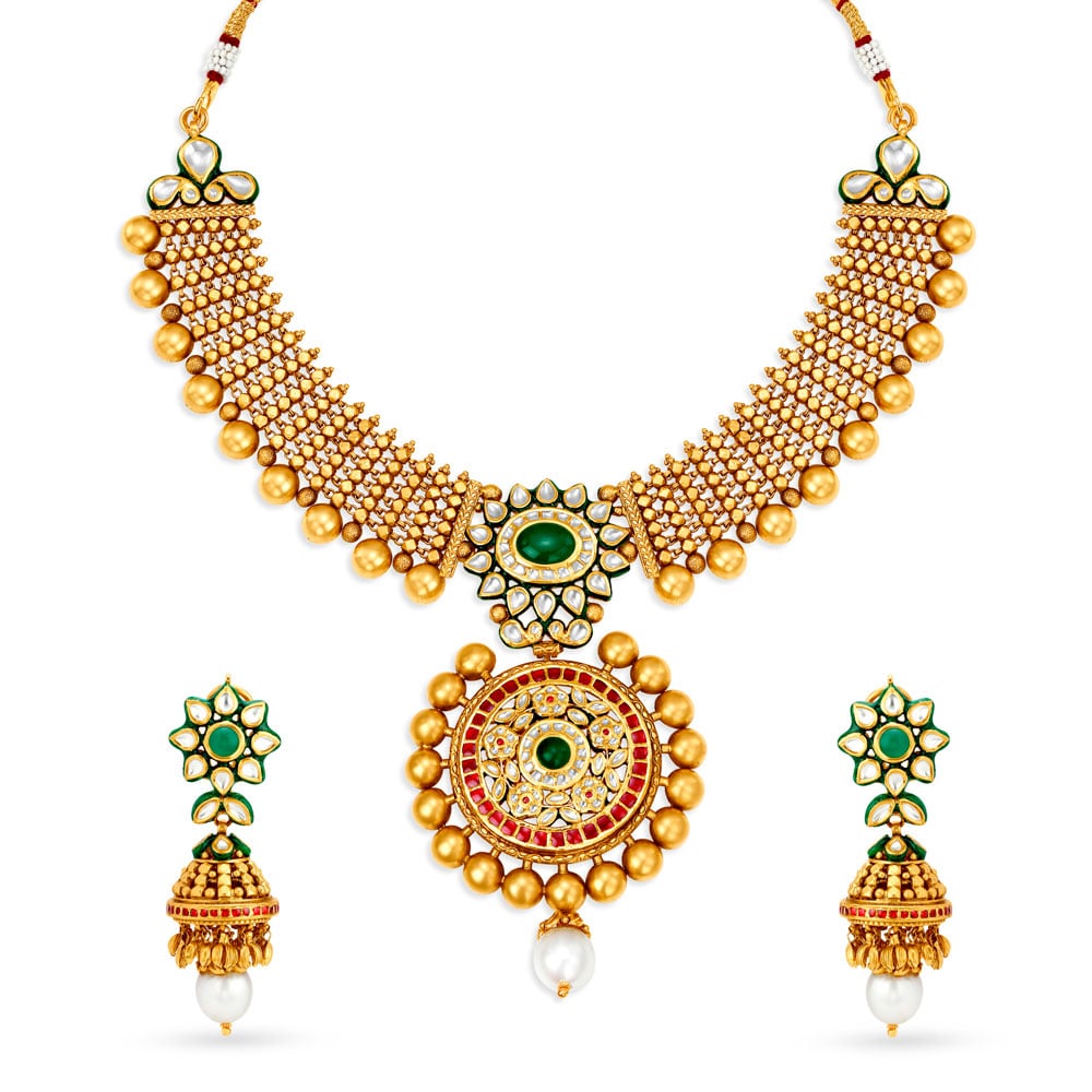 Alluring Lush Gold Necklace Set