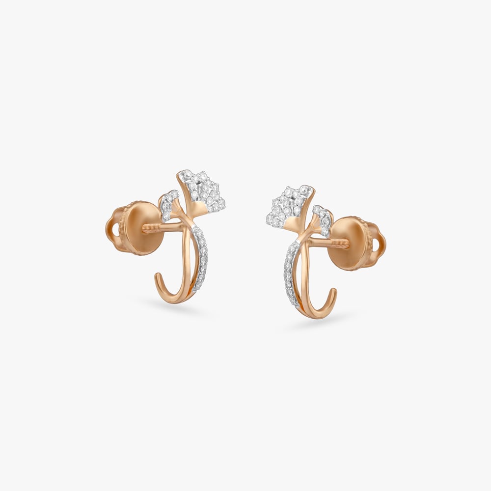 

Petal Spark Diamond Stud Earrings