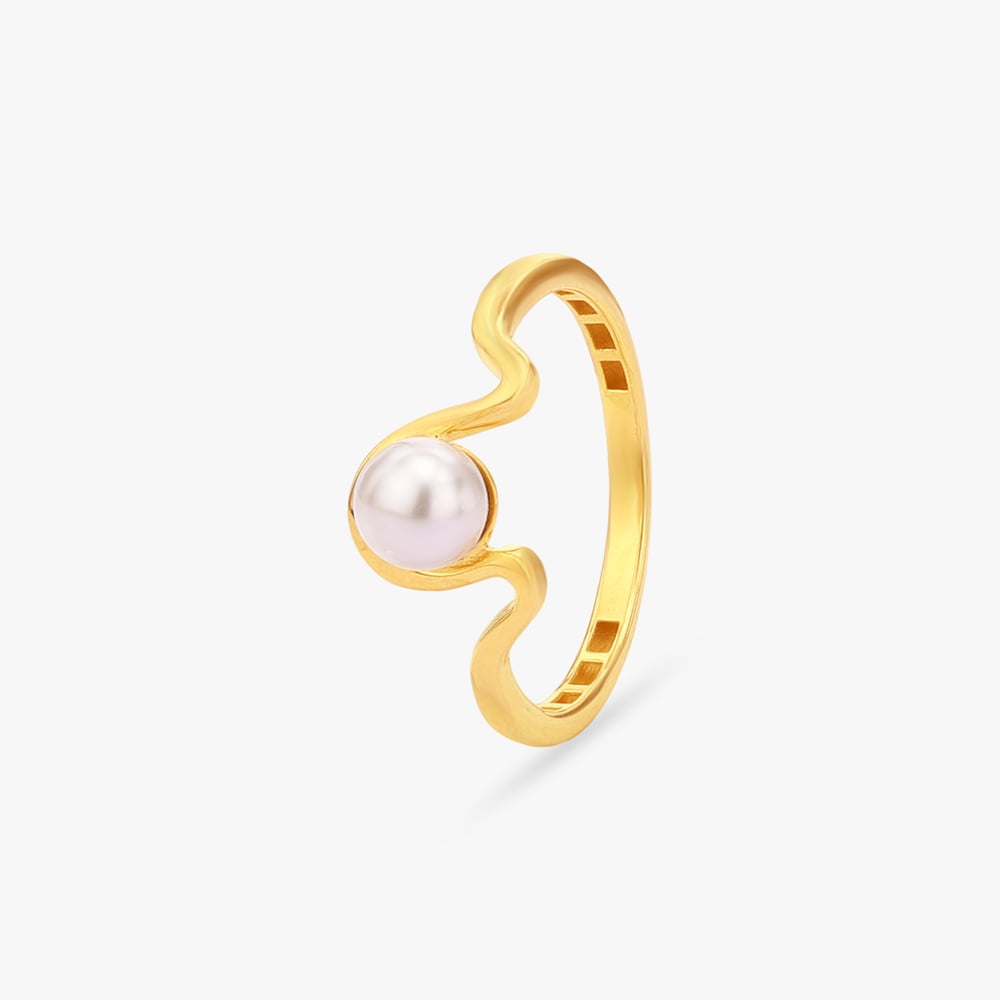 Curved Embrace Gold Finger Ring,,hi-res image number null