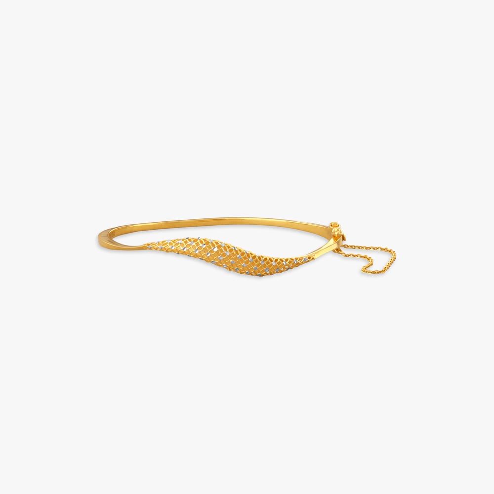 

Mesh Twist Gold Bangle
