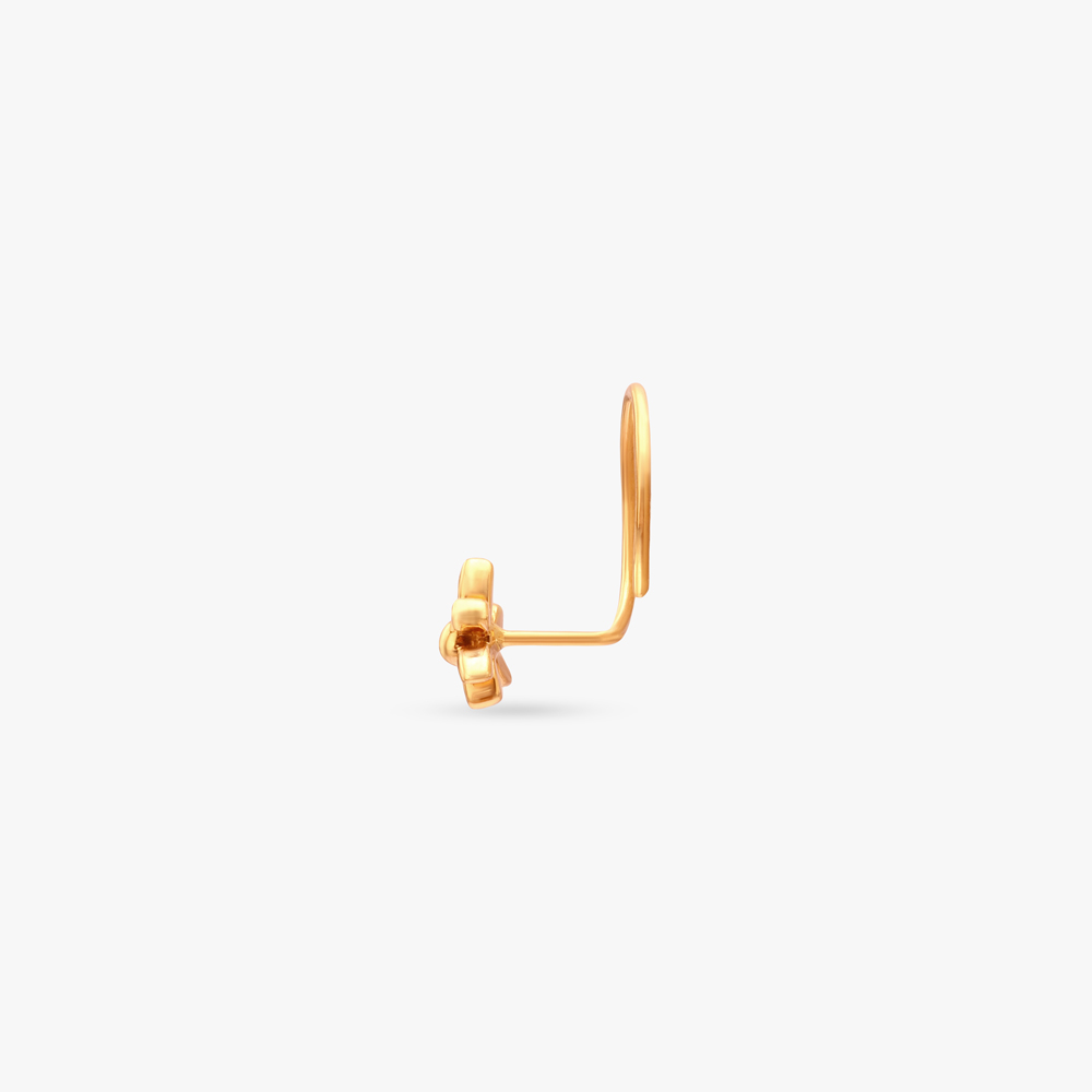 Pointed Petal Gold Nose Pin,,hi-res image number null