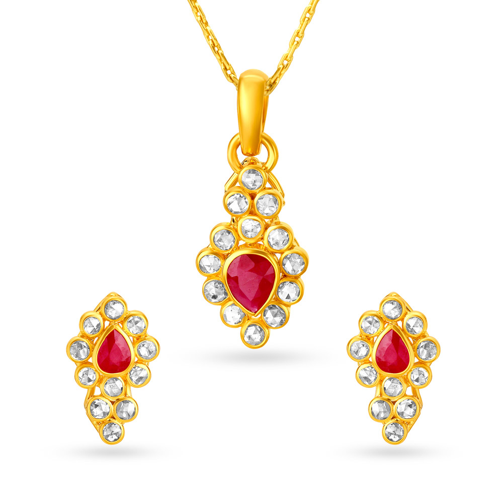 Fiery Pendant and Earrings Set with Un-cut Diamonds and Rubies