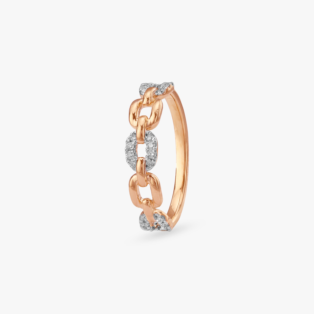 

Link Luxe Diamond Ring