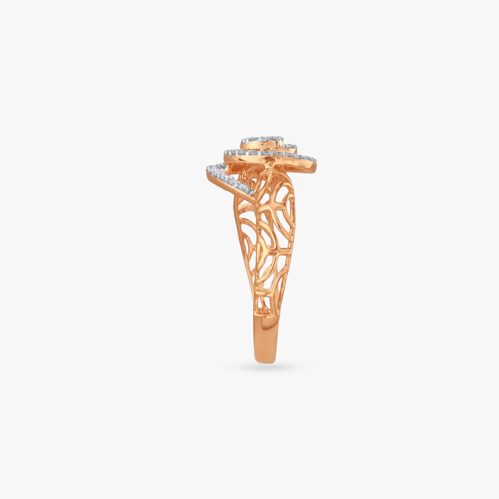 Spirited Swirl Diamond Finger Ring,,hi-res image number null