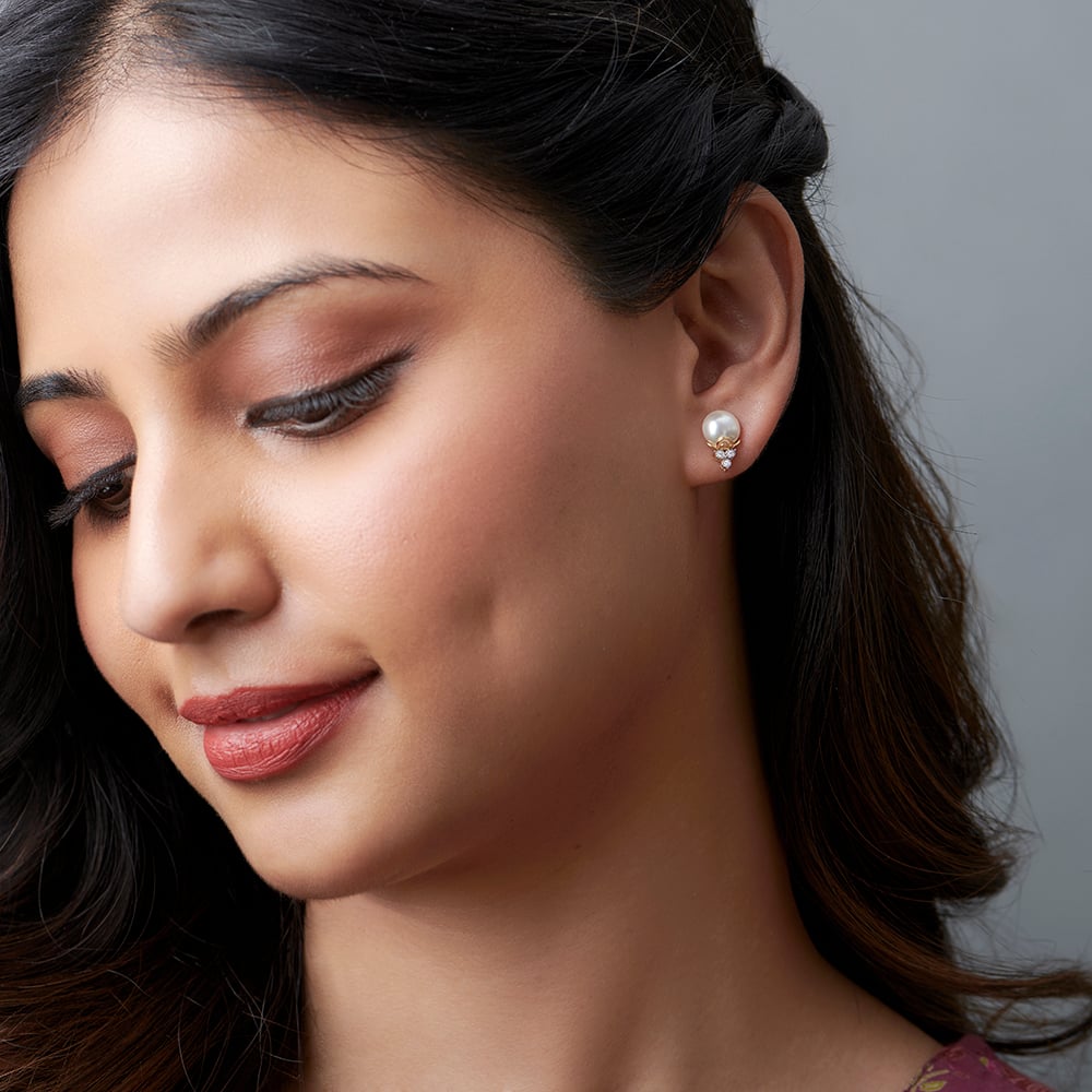 Brilliant Flowerbud Pearls and Diamond Stud Earrings,,hi-res image number null