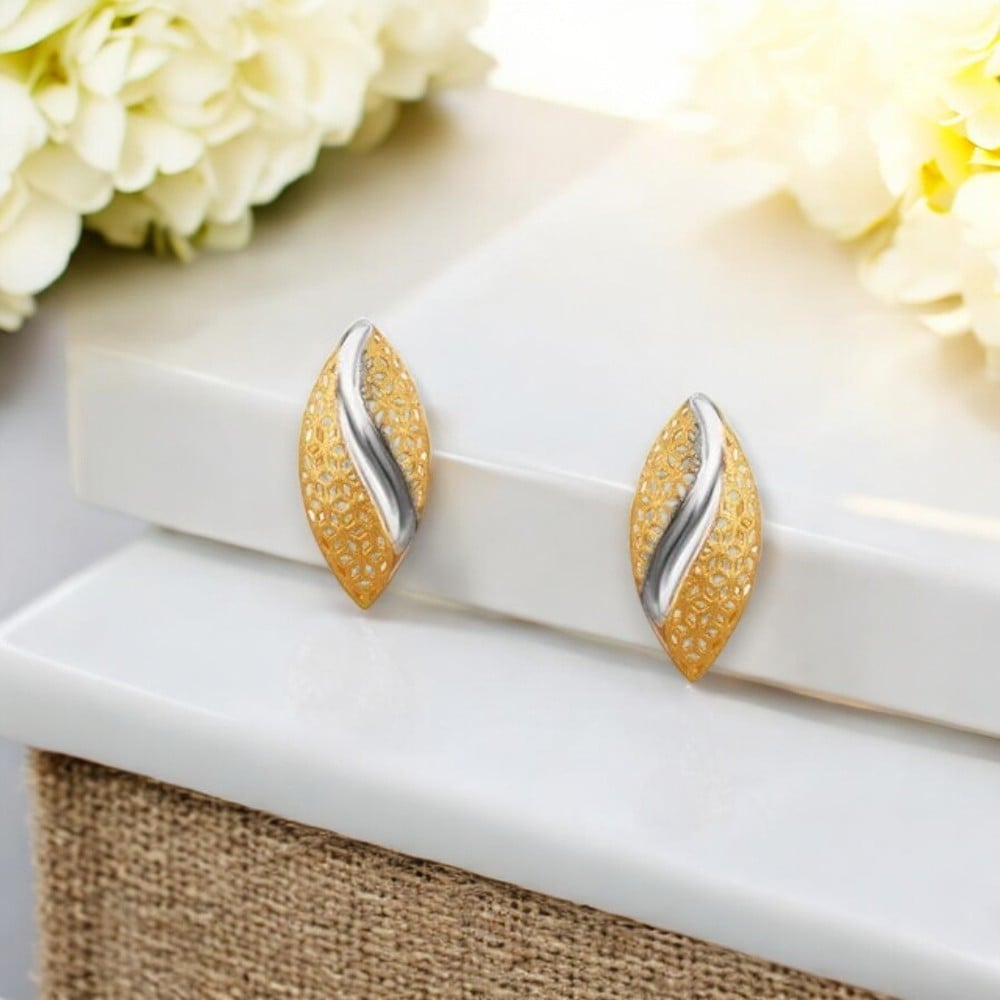 

Floral Cutwork Gold Stud Earrings