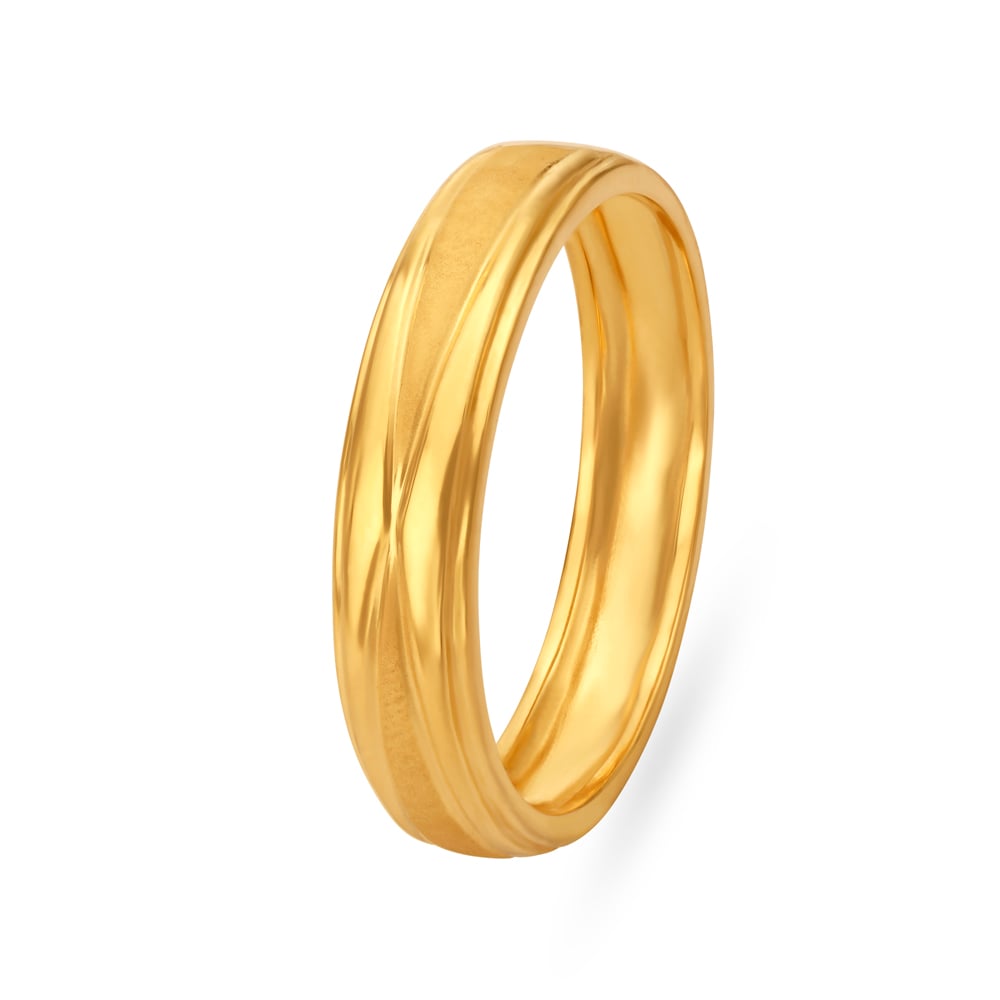 

Sublime Textured Gold Ring for Men