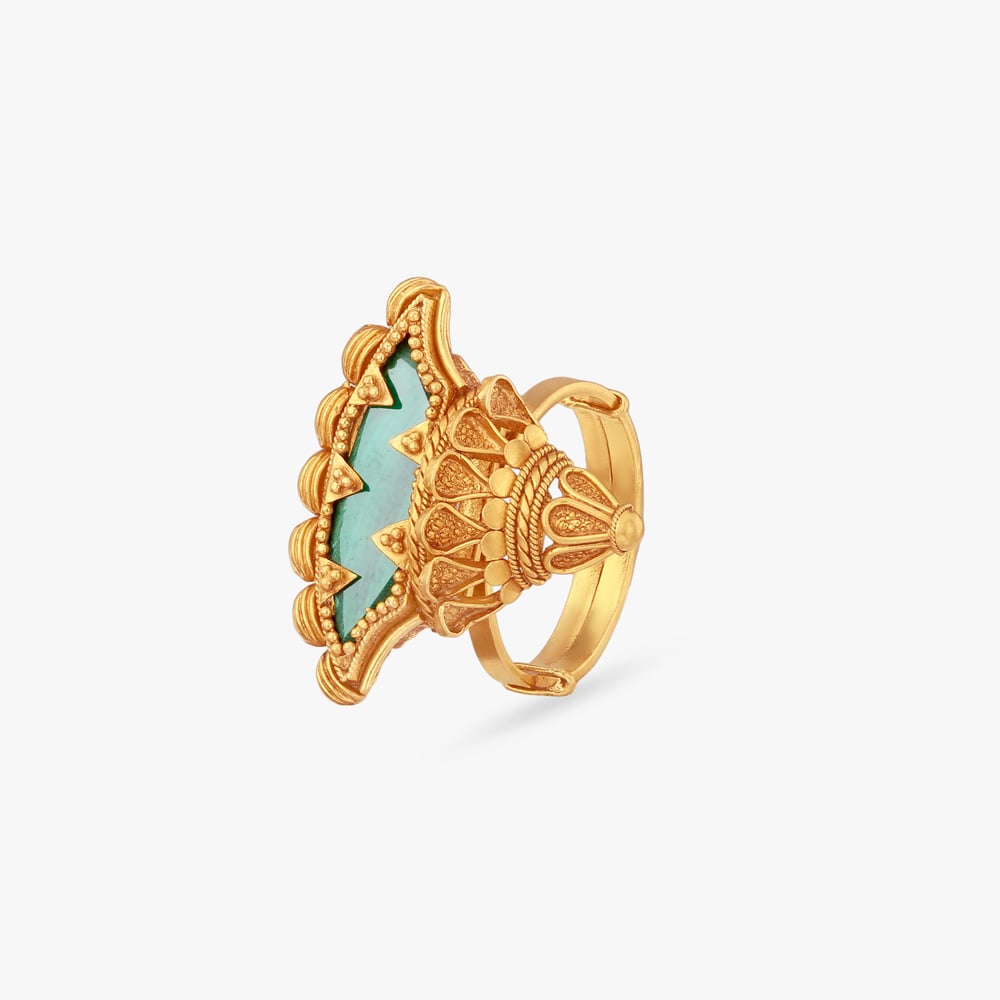 

Enchanted Stepwell Gold Ring