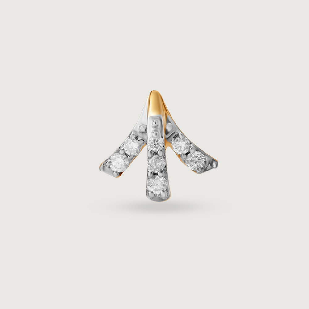Stellar Elegance 14KT Diamond Nose Pin,,hi-res image number null