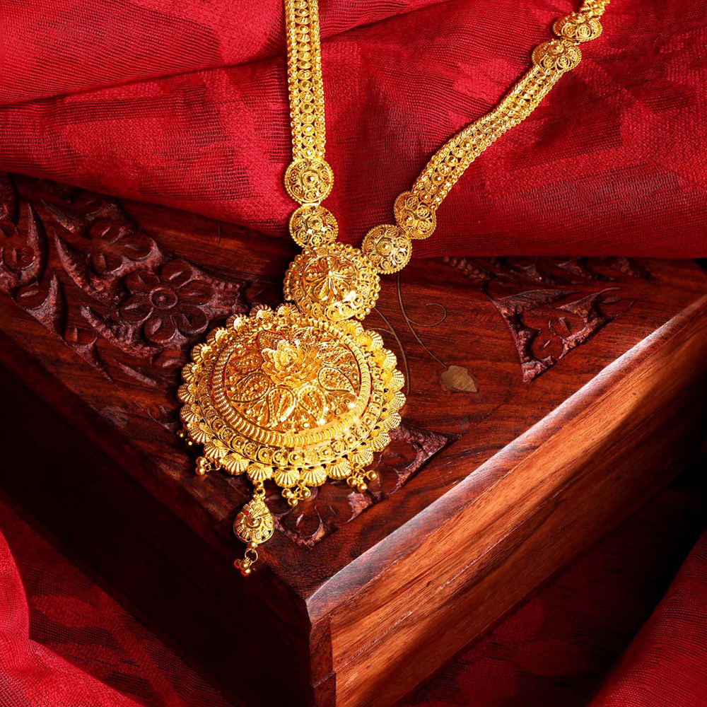 Gold long chain designs tanishq discount
