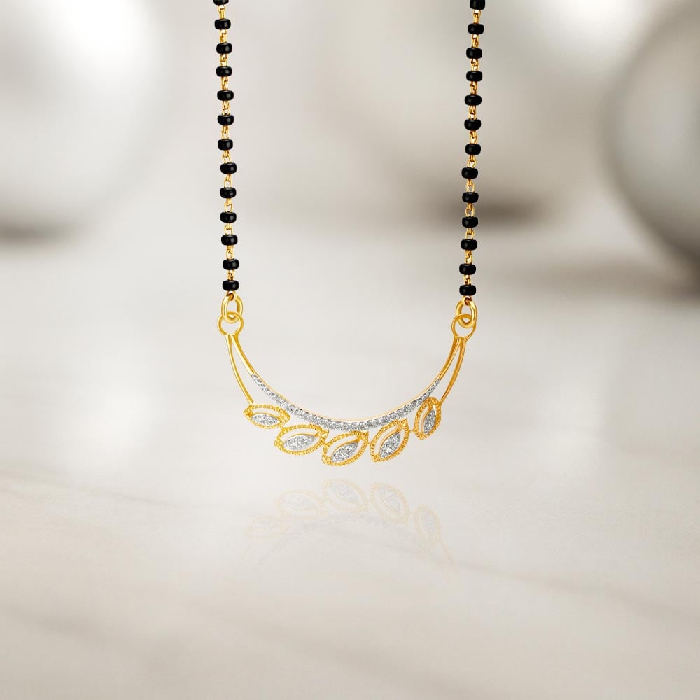 

Crescent Bloom Diamond Mangalsutra