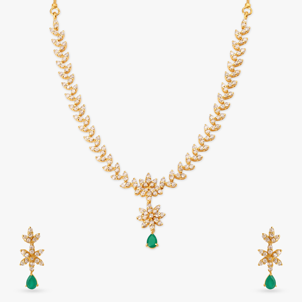 

Vivacious Necklace Set
