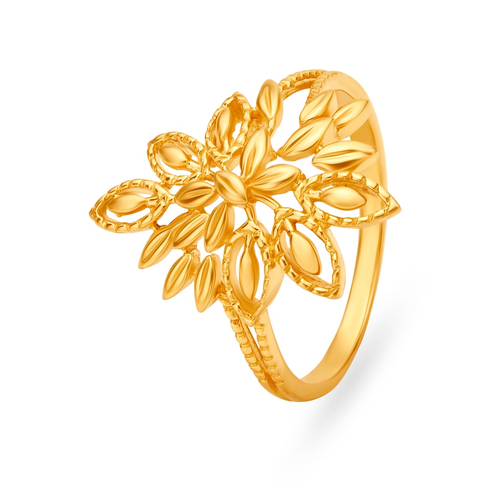 Breathtaking 22 Karat Yellow Gold Floral Motif Finger Ring,,hi-res image number null