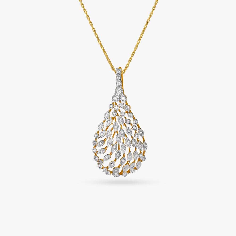 Alluring Teardrop Diamond Pendant and Earrings Set,,hi-res image number null