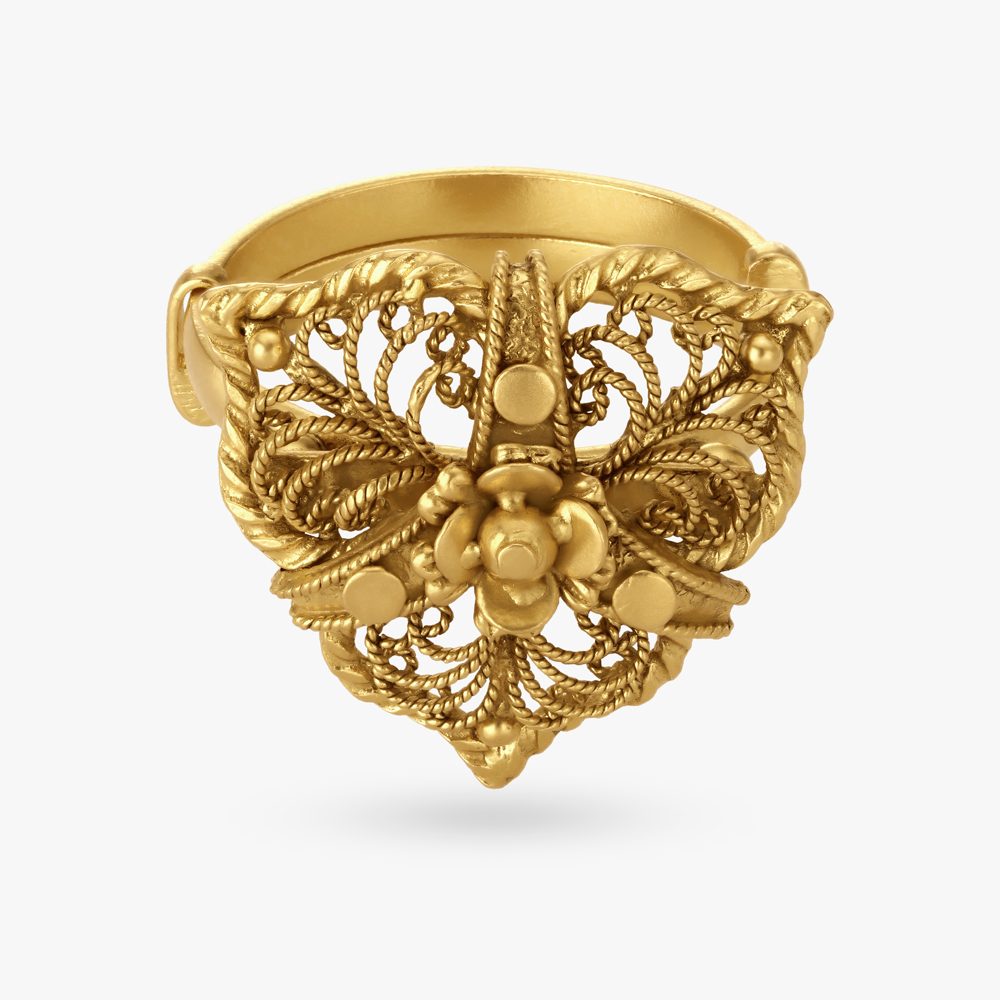 Opulent Filigree Pattern Gold Finger Ring,,hi-res image number null