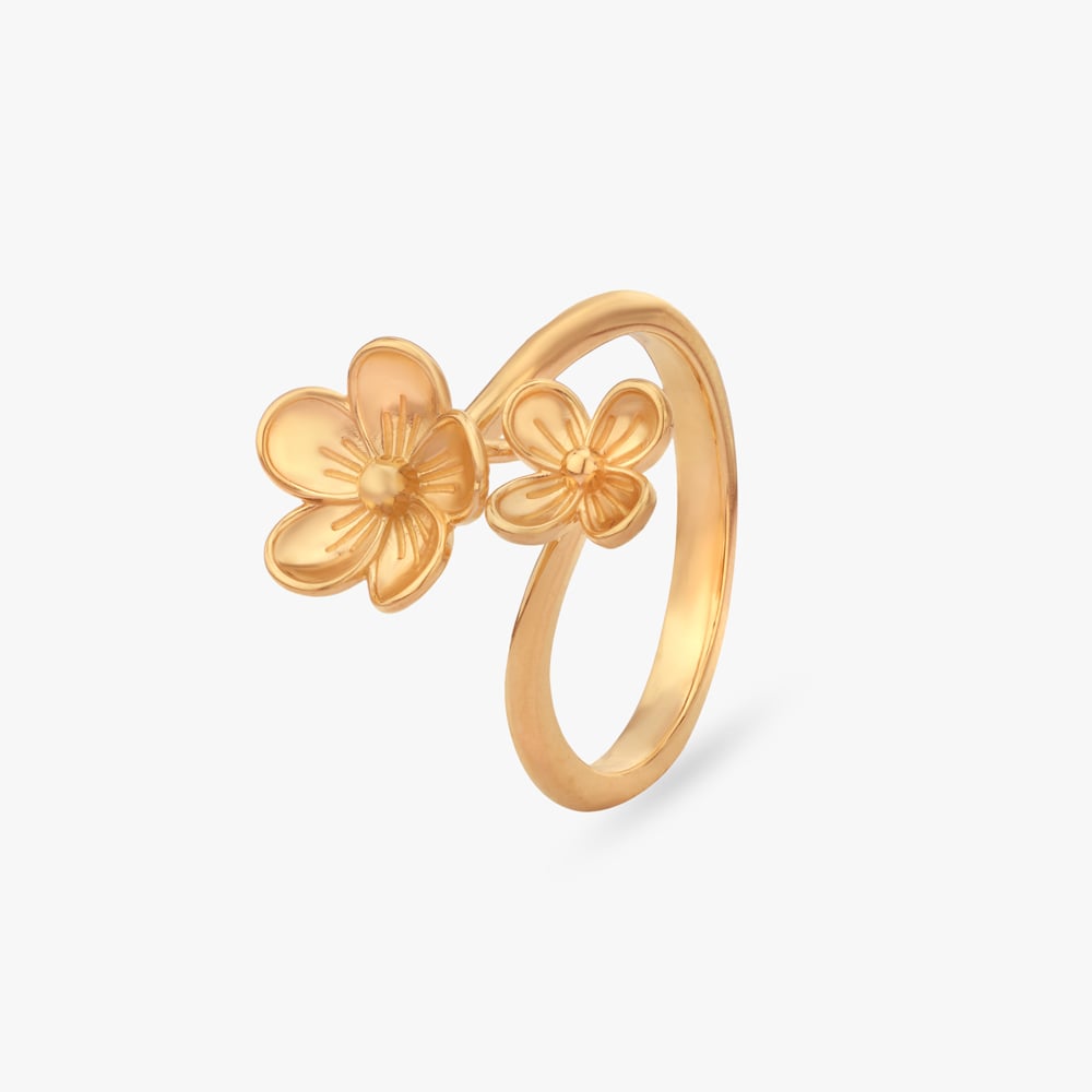

Blooming Petals Gold Ring