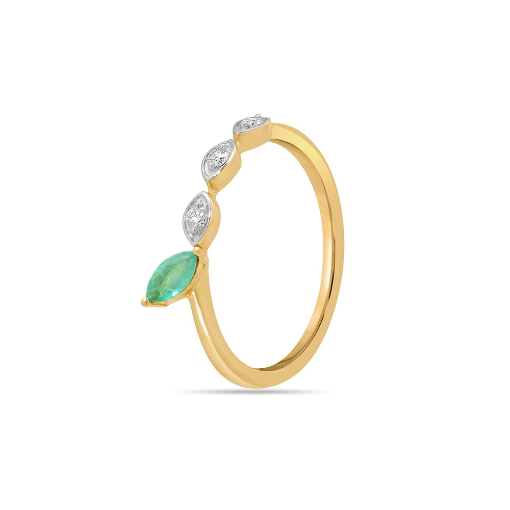 14KT Yellow Gold Spellbound Whispers Emerald Finger Ring,,hi-res image number null