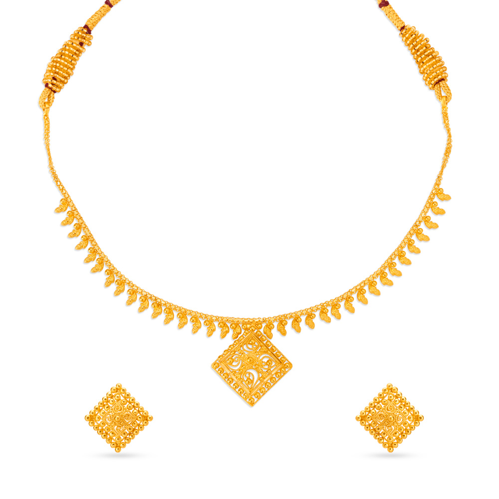 Gold necklace on sale price in tanishq