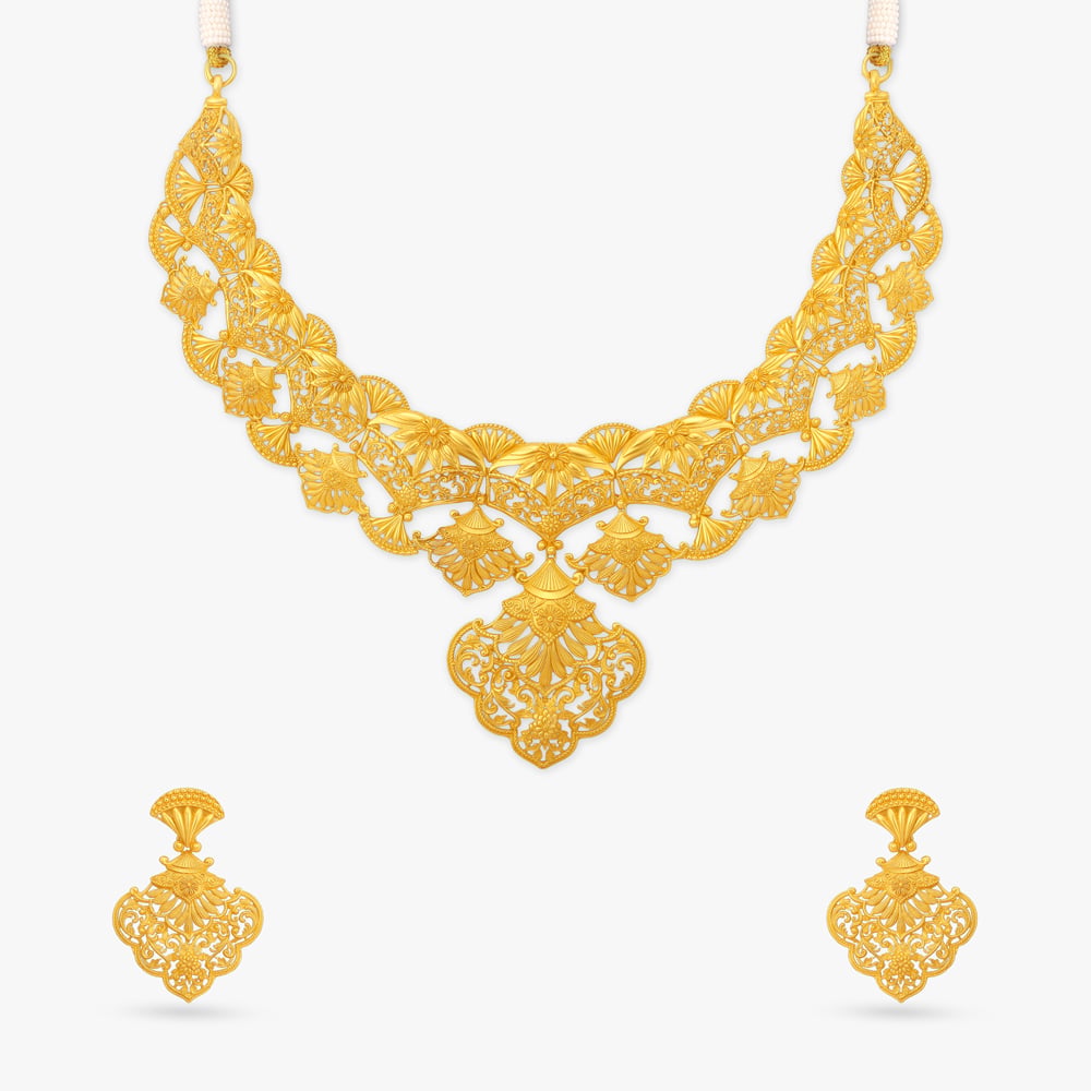 Pankha Karukaj Gold Necklace Set,,hi-res image number null