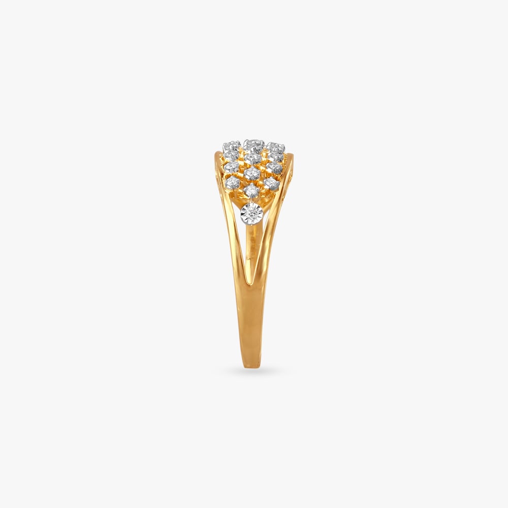 Flow Lines Diamond Ring,,hi-res image number null