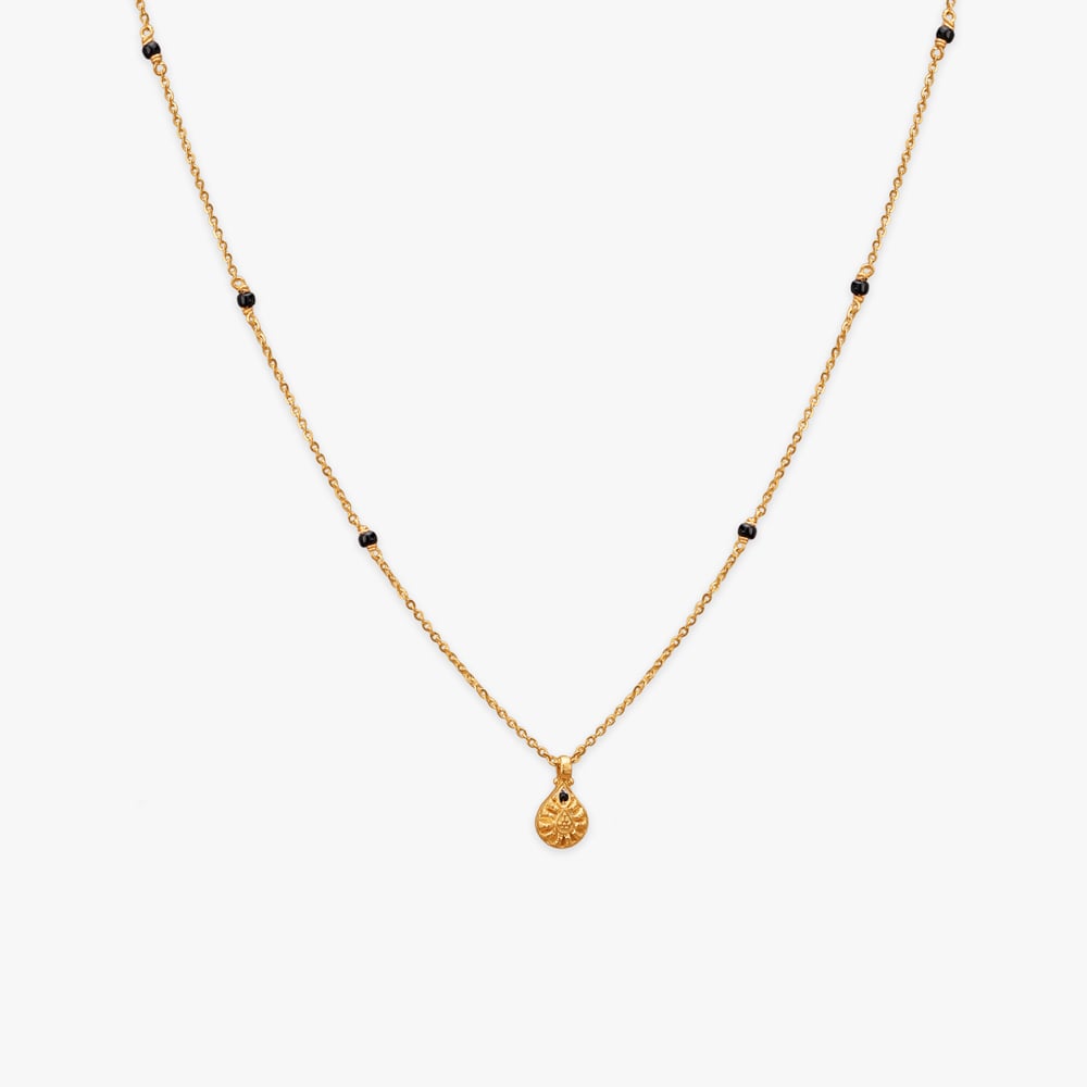 

Sunmark Aura Gold Mangalsutra
