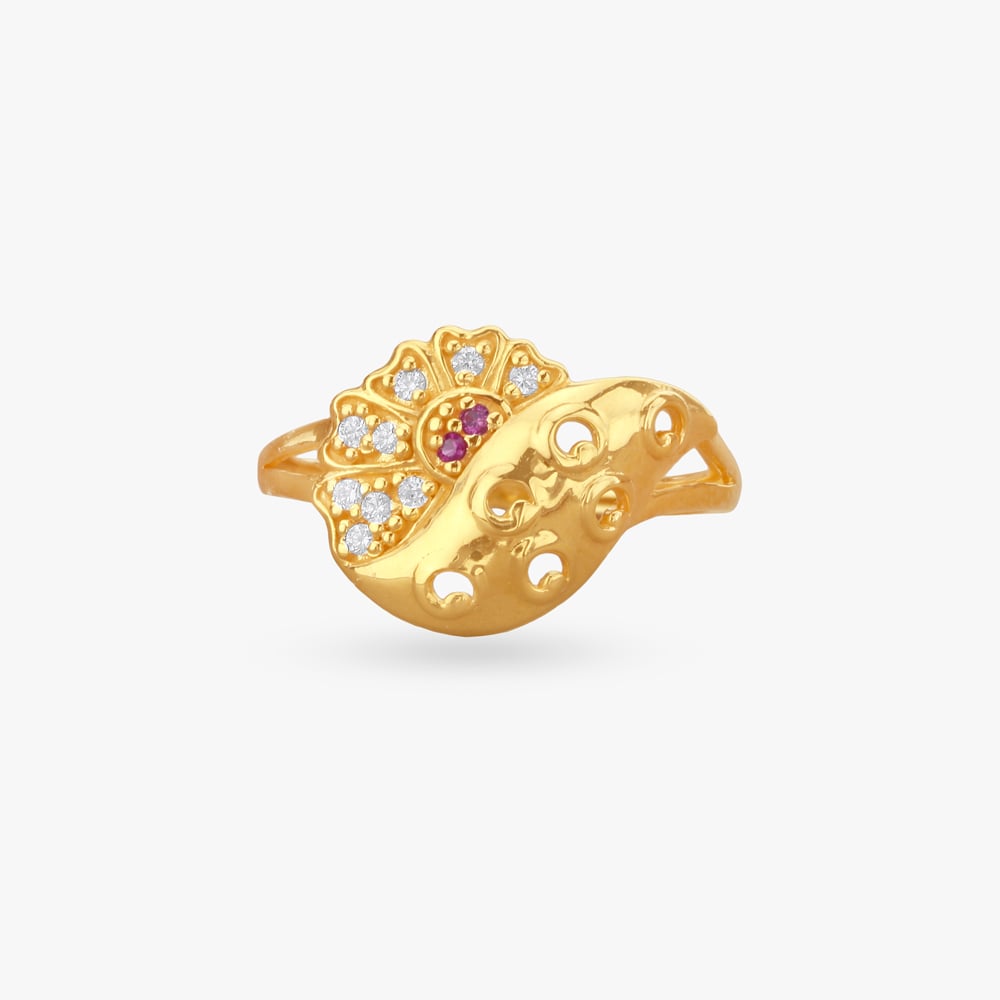 

Bloom Wave Gold Ring