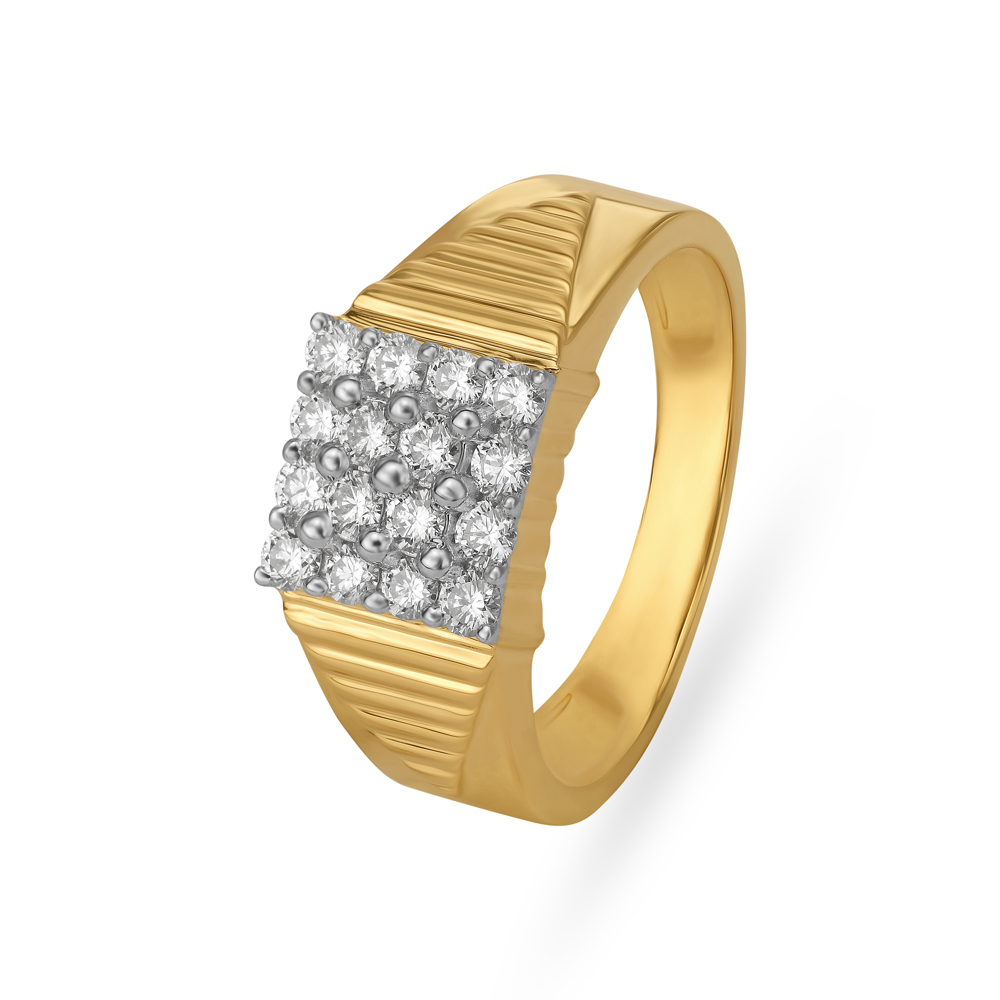 Mesmerising Diamond and Gold Finger Ring for Men