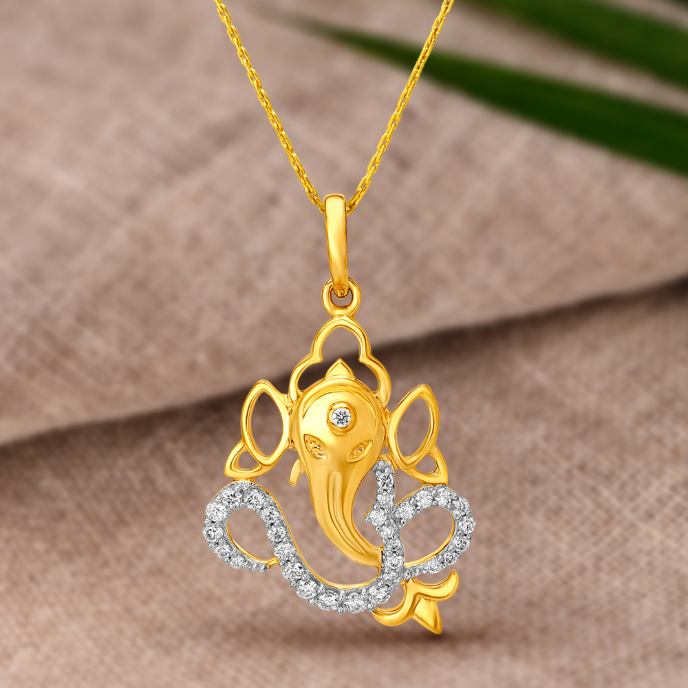 Traditional Divine Diamond Ganesha Religious Pendant