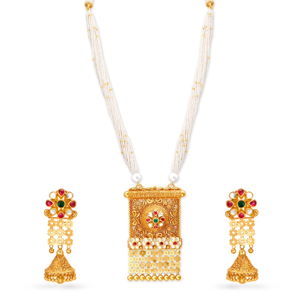 Alluring Gold Necklace Set Perfect for Any Bride,,hi-res image number null