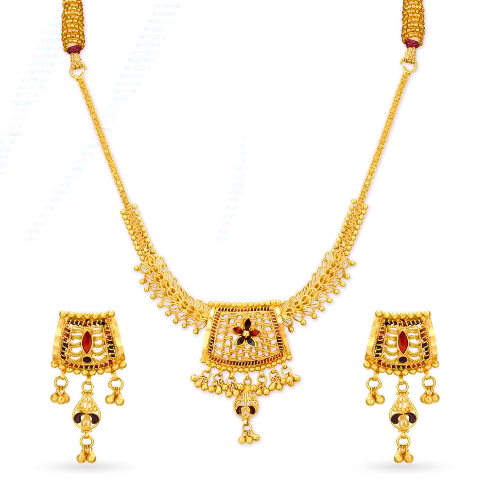

Rhombic Gold Necklace Set