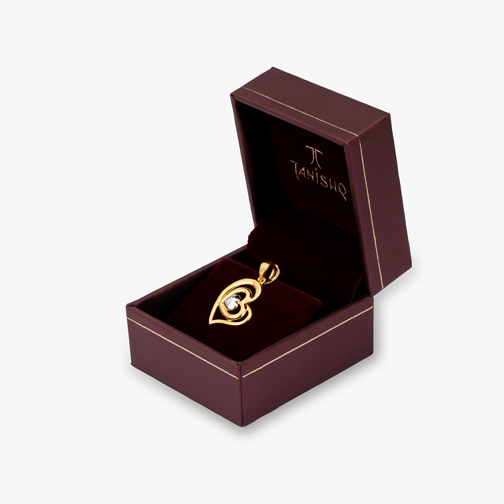 Simplistic Heart Pendant,,hi-res image number null